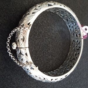 Silpada B1829 Bangle bracelet